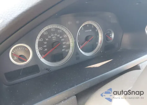 2011 Volvo Xc90 3.2 z USA, uszkodzony, nr VIN YV4952CY1B1603619